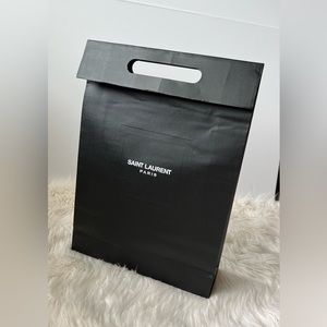 Saint Laurent shopping bag 🛍️